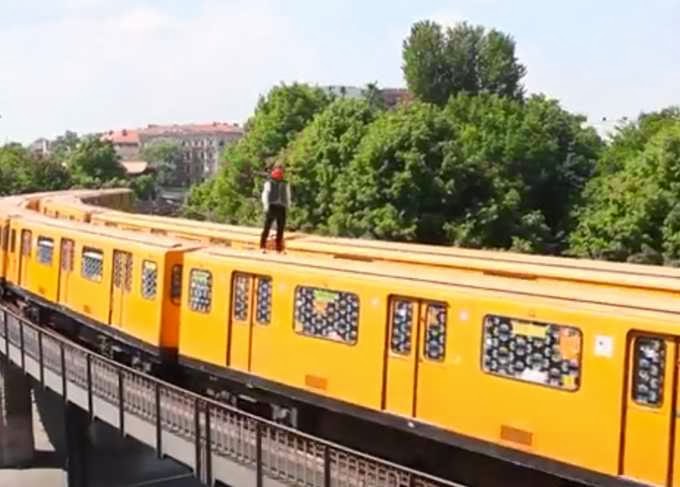 Adrenalinjunkies: Berlin Kidz | Die SBahn-surfende Graffiti-Crew