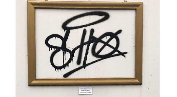 Wenn die Hausverwaltung sich um das Graffiti an der Wand kümmert