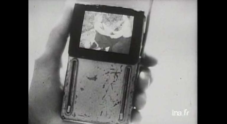 Ein Kurzfilm aus dem Jahr 1947 zeigt sowas wie Smartphones