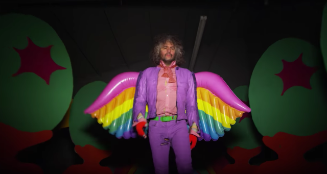 Glitzerfarbenes Musikvideo: The Flaming Lips – There Should Be Unicorns