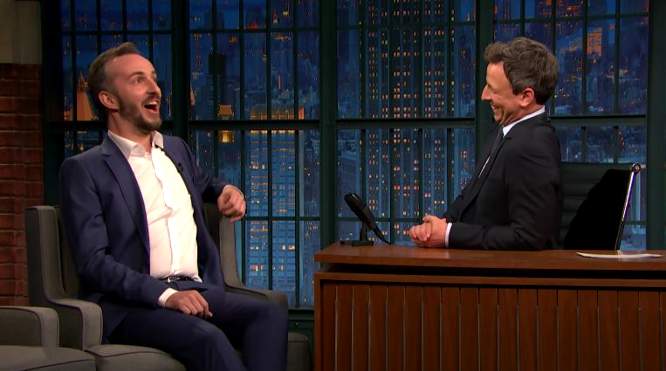 Dünner blasser Junge aus Deutschland zu Gast in US-Late-Night-Show (Video)