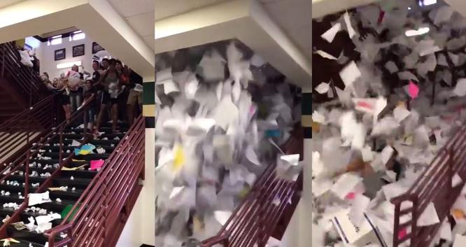 A Million Papers | Schüler lassen alle ihre Notizen zum letzten Schultag fliegen