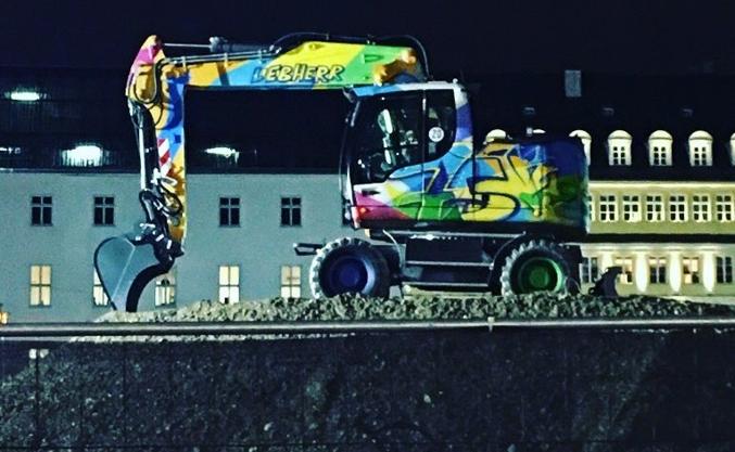Graffiti am Bau: Ein Wholecar-Bagger