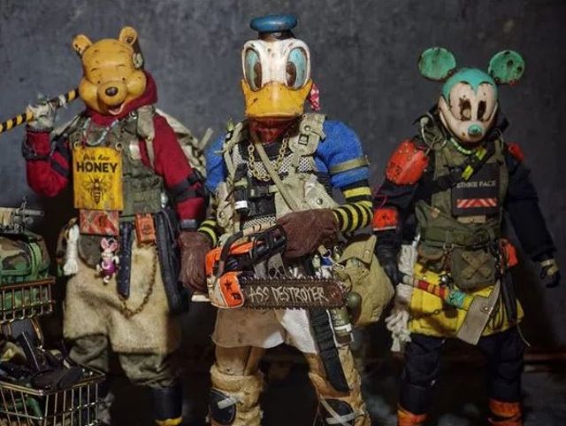Japanischer Künstler verwandelt Spielzeug in post-apocalyptical Popculture-Fighter