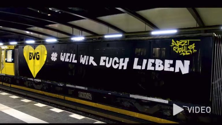 Berliner Graffiti-Crew sendet der BVG eine Liebesbotschaft per Wholecar