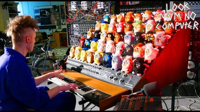 Das Instrument des Grauens: Die Furby-Orgel