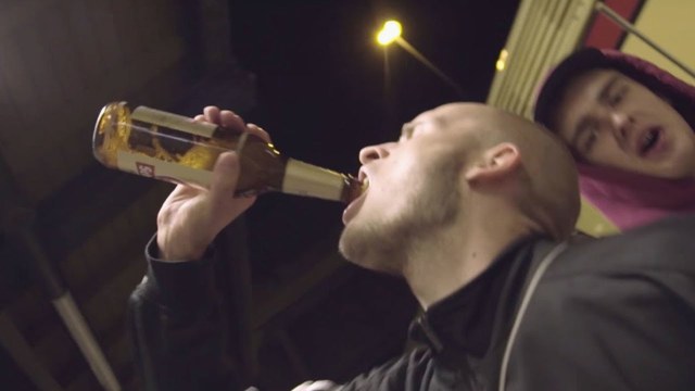 Aso-Hymne: 102 BOYZ x BHZ – Bier