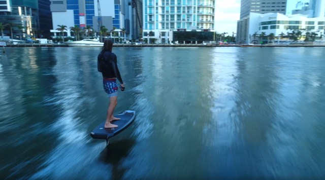 Lift eFoil | Hover-Surfing durch Miami