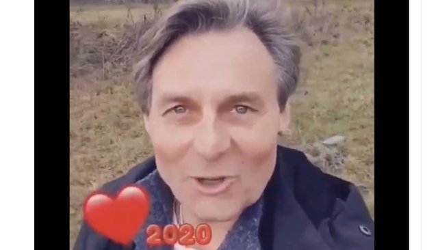 Jo Gerner wünscht ein glückliches Jahr 2020 🔥🙂🔥