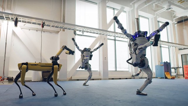 Wenigstens dürfen die Roboter von Boston Dynamics noch zusammen tanzen