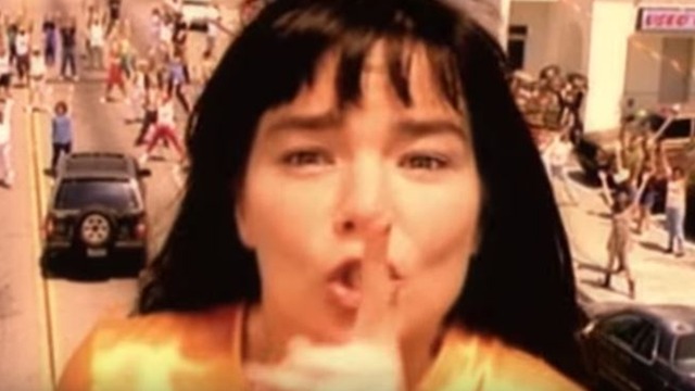 Björk – It’s Oh So Quiet